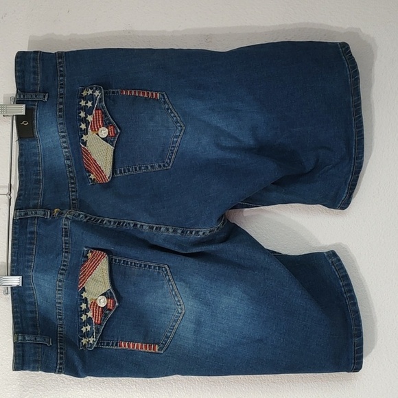 Red, White And Blue Jean Shorts Size 24W - Picture 2 of 4